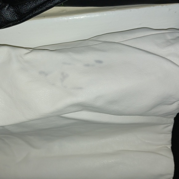 Women's Jacket - Picture 5 of 6